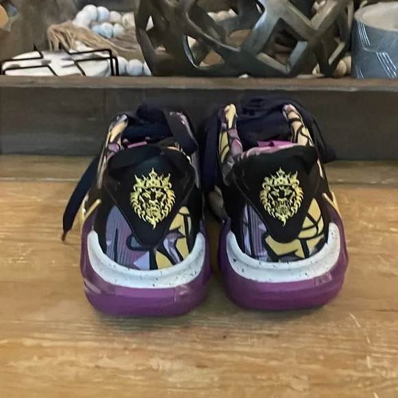 Nike Kids Shoes - Purple and Black - Picture 3 of 6